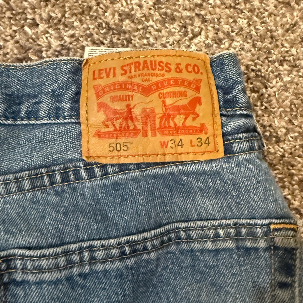Levi's Men's Straight Blue Jeans- Levi 505 Size 34x34 - Picture 4 of 7